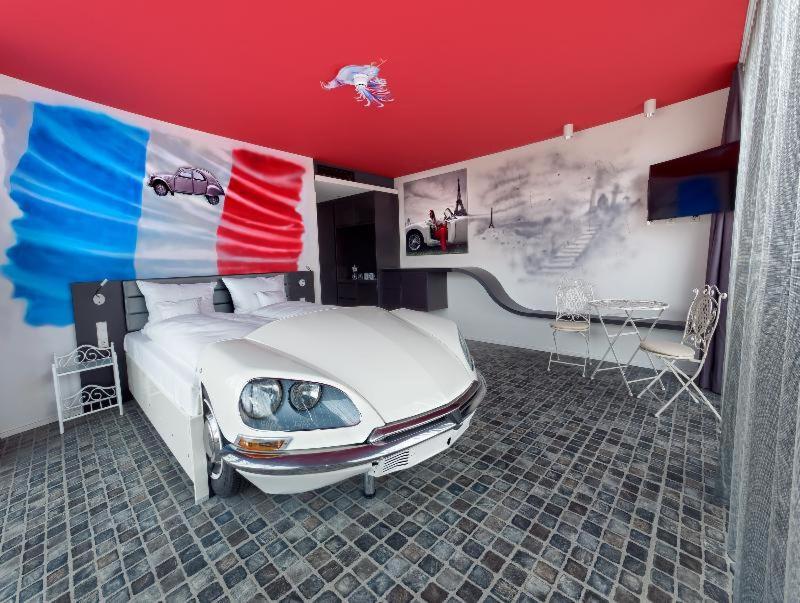 斯图加特汽车世界v8酒店 伯布林根 客房 照片